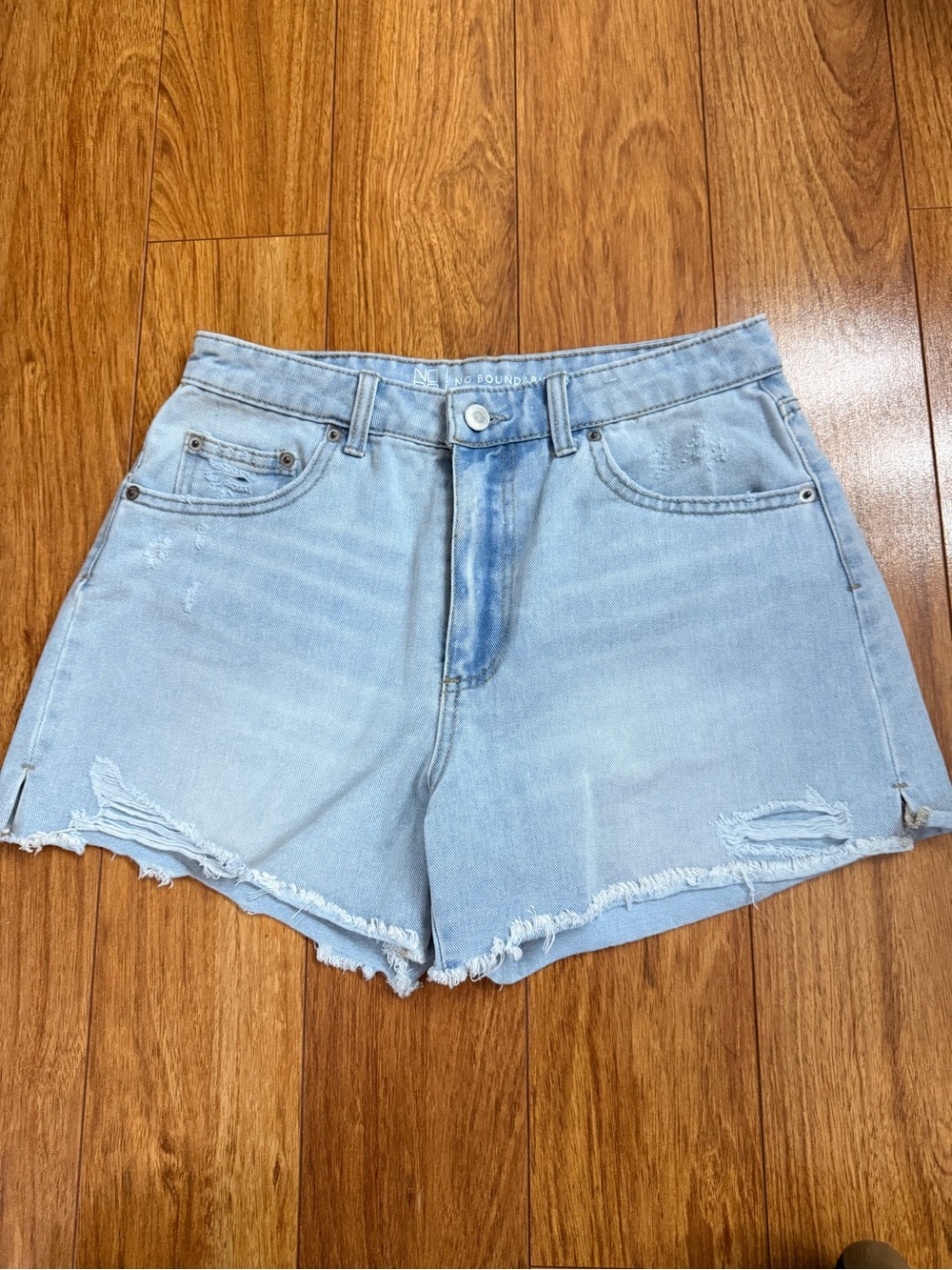 No Boundaries Light Blue Distressed Denim Shorts Size 9